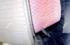 威廉希尔耐磨陶瓷复合衬板在生料立磨磨辊轴；；ふ稚系睦殖捎τ
