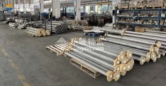 威廉希尔特瓷陶瓷内衬管道助力锂电池运送系统装备升级_威廉希尔特瓷