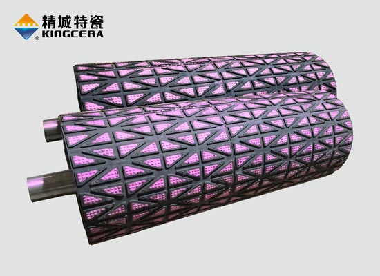 耐磨陶瓷滚筒包胶为何能够大幅度提升带式运送机使用寿命？？？？？？_威廉希尔特瓷